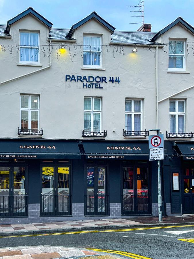 Parador 44 Cardiff Exteriör bild
